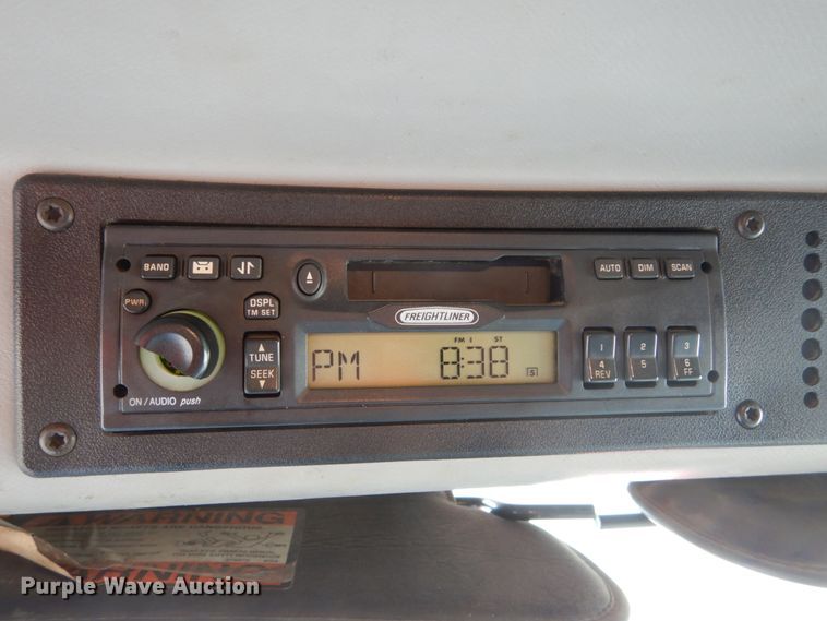 image for item DH2051 2002 Freightliner FL70 dump truck