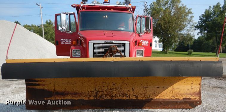 image for item DH2051 2002 Freightliner FL70 dump truck