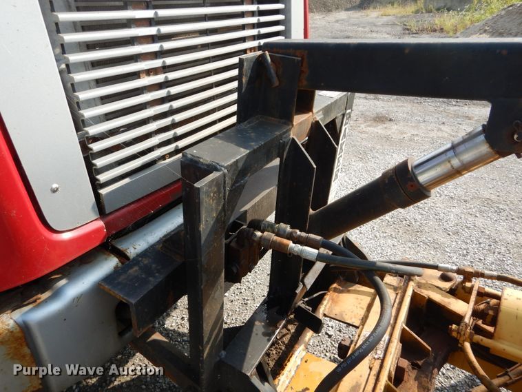 image for item DH2051 2002 Freightliner FL70 dump truck