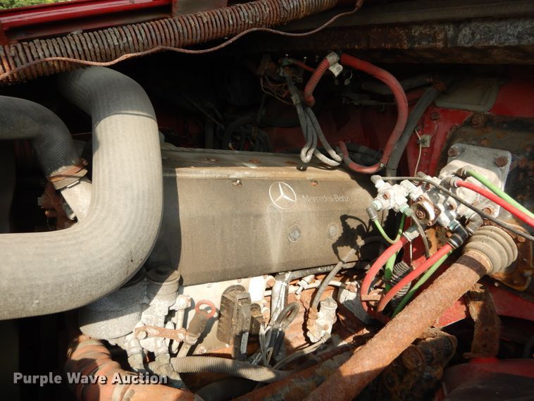 image for item DH2051 2002 Freightliner FL70 dump truck