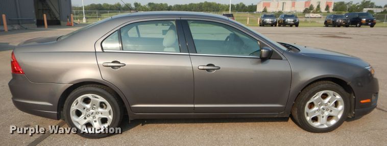 image for item DH2552 2011 Ford Fusion
