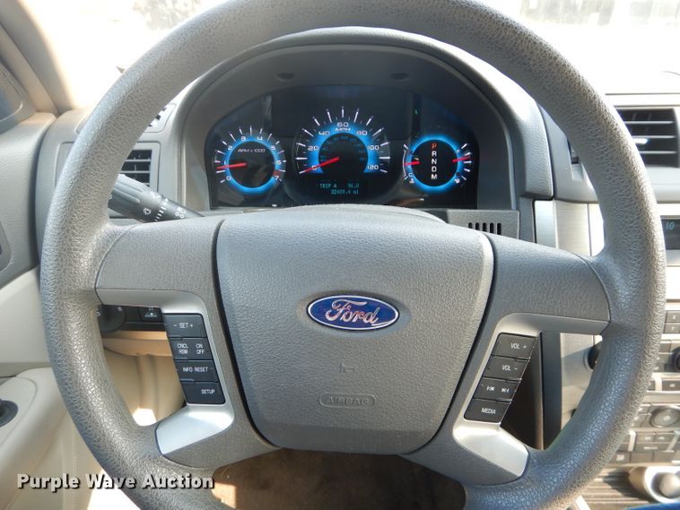 image for item DH2552 2011 Ford Fusion