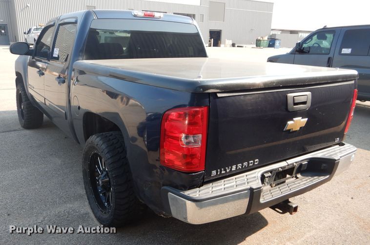 image for item DH2554 2008 Chevrolet Silverado 1500 Crew Cab pickup truck