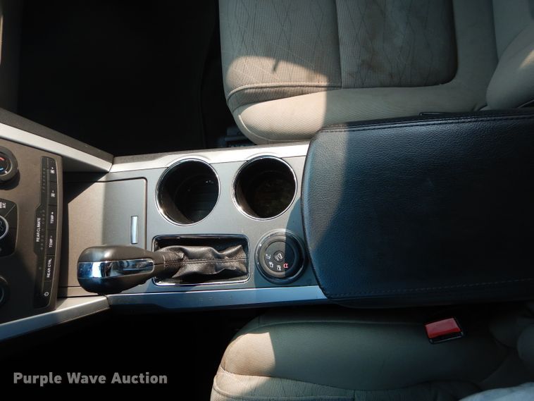 image for item DH2555 2011 Ford Explorer SUV