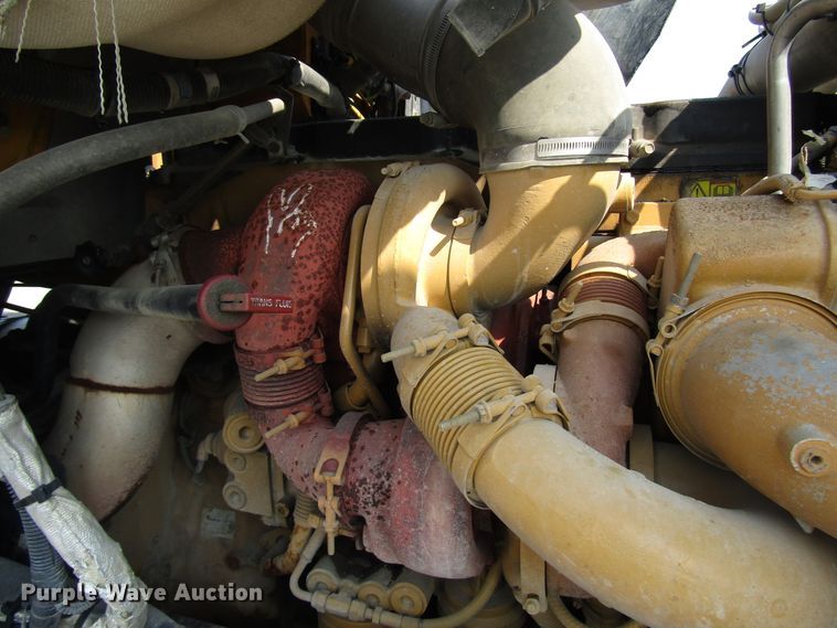 image for item DH2557 2006 International 5900i semi truck