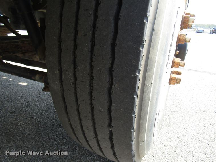 image for item DH2557 2006 International 5900i semi truck