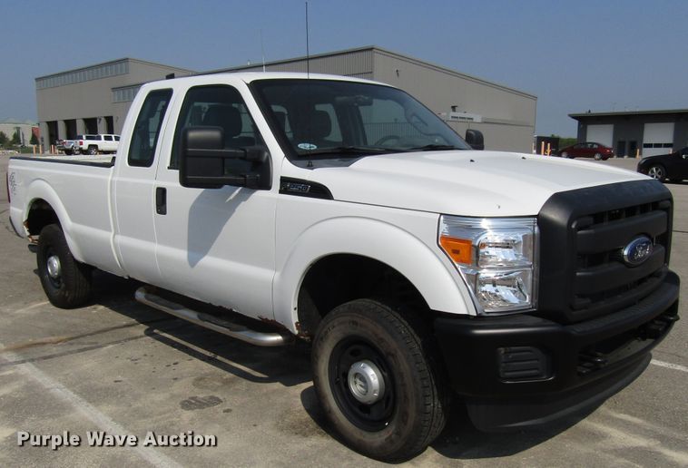 image for item DH2559 2011 Ford F250 Super Duty SuperCab pickup truck