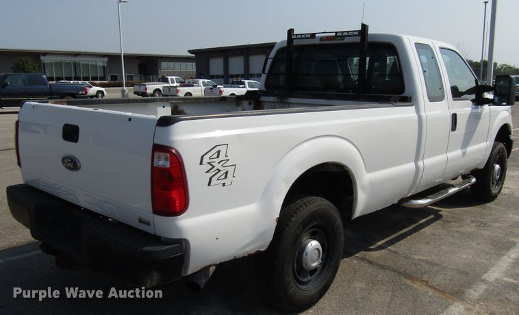 image for item DH2559 2011 Ford F250 Super Duty SuperCab pickup truck