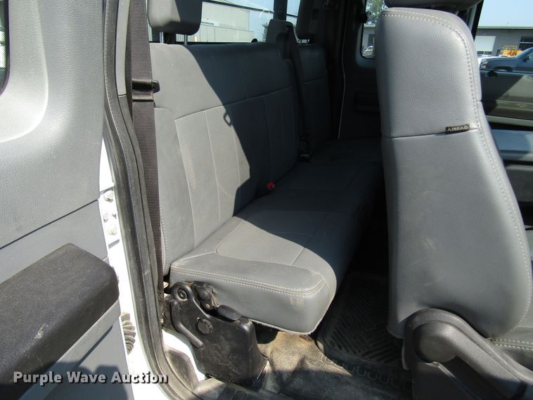 image for item DH2559 2011 Ford F250 Super Duty SuperCab pickup truck