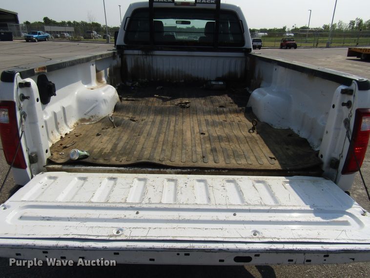 image for item DH2559 2011 Ford F250 Super Duty SuperCab pickup truck