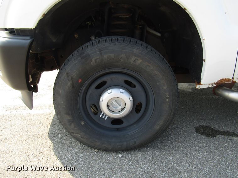 image for item DH2559 2011 Ford F250 Super Duty SuperCab pickup truck