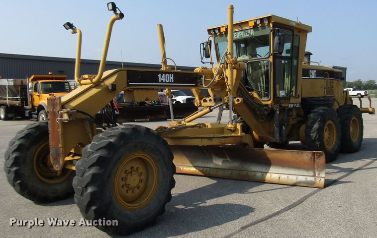image for item DH2560 2005 Caterpillar 140H motor grader