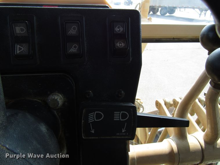 image for item DH2560 2005 Caterpillar 140H motor grader