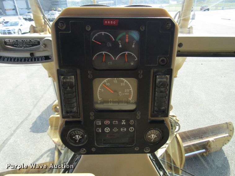 image for item DH2560 2005 Caterpillar 140H motor grader