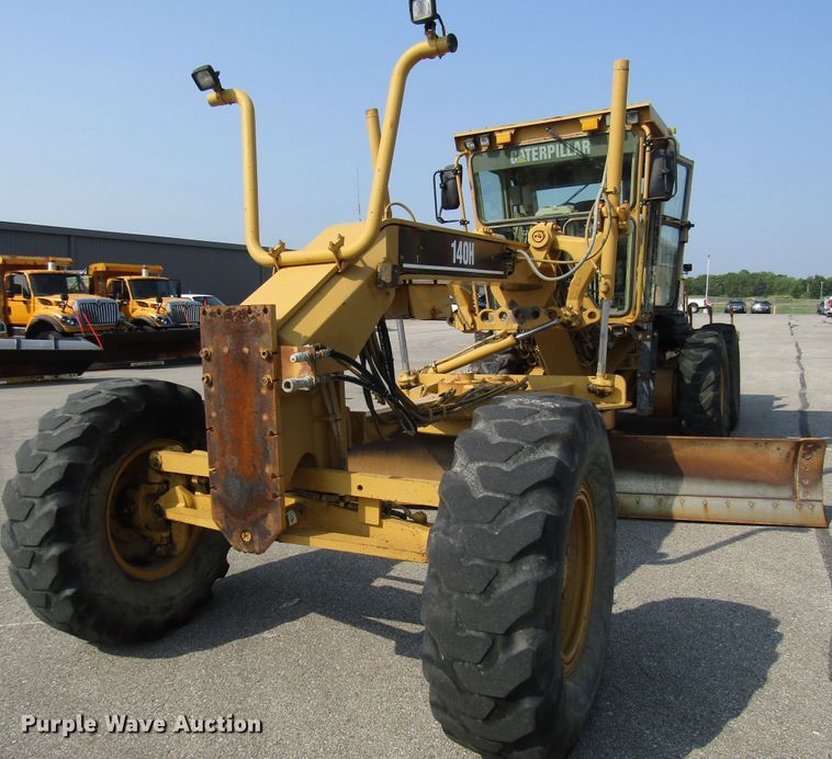 image for item DH2560 2005 Caterpillar 140H motor grader