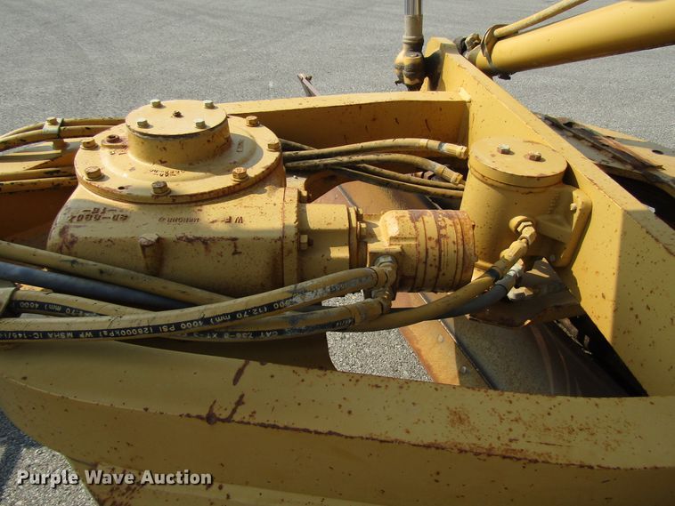 image for item DH2560 2005 Caterpillar 140H motor grader
