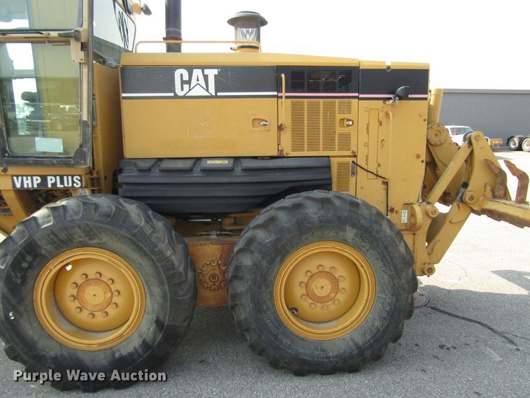 image for item DH2560 2005 Caterpillar 140H motor grader