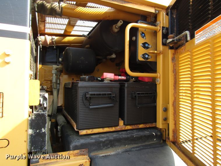 image for item DH2560 2005 Caterpillar 140H motor grader