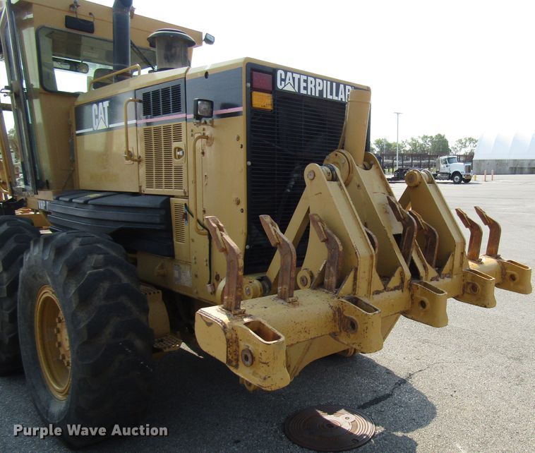 image for item DH2560 2005 Caterpillar 140H motor grader