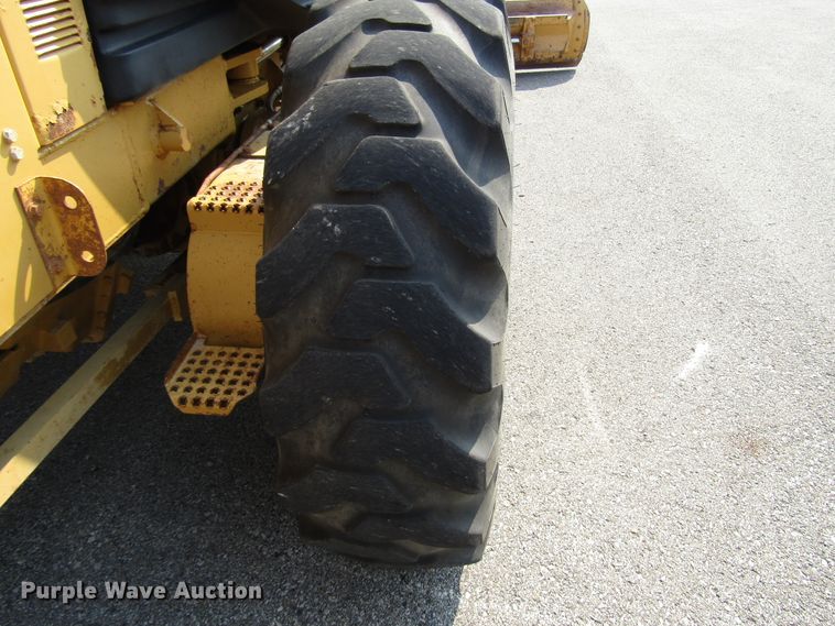 image for item DH2560 2005 Caterpillar 140H motor grader