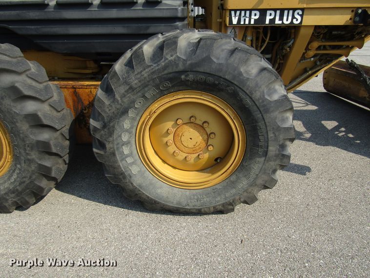 image for item DH2560 2005 Caterpillar 140H motor grader