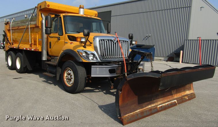 image for item DH2561 2009 International 7500 dump truck