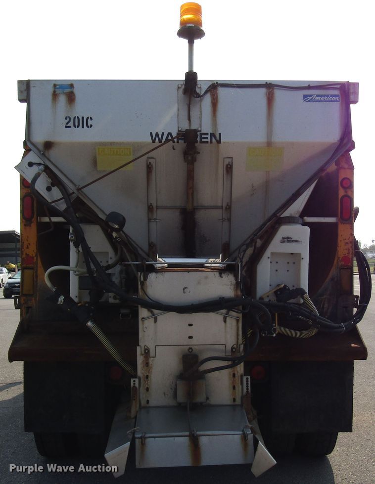 image for item DH2561 2009 International 7500 dump truck