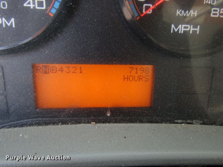 image for item DH2561 2009 International 7500 dump truck