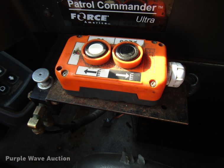 image for item DH2561 2009 International 7500 dump truck