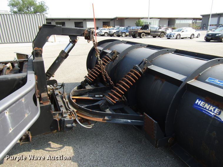 image for item DH2561 2009 International 7500 dump truck