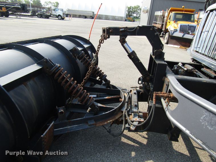 image for item DH2561 2009 International 7500 dump truck