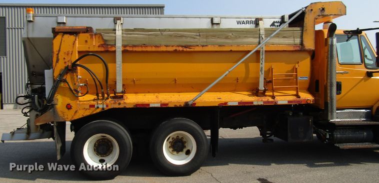 image for item DH2561 2009 International 7500 dump truck