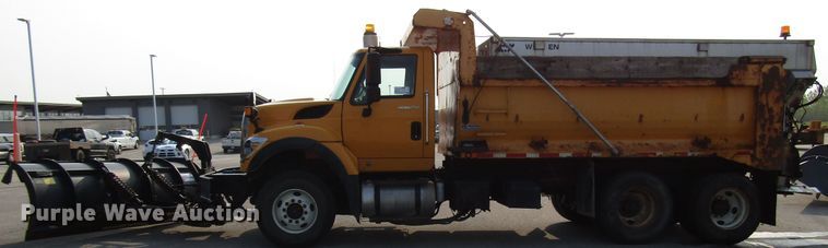 image for item DH2562 2008 International 7600 dump truck