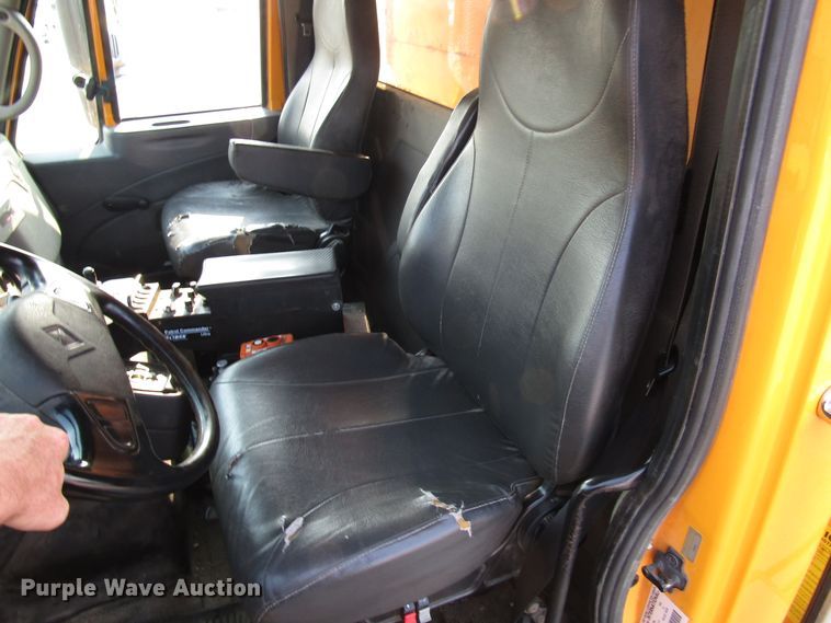 image for item DH2562 2008 International 7600 dump truck