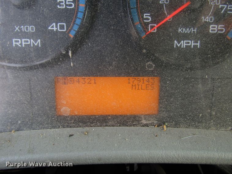 image for item DH2562 2008 International 7600 dump truck