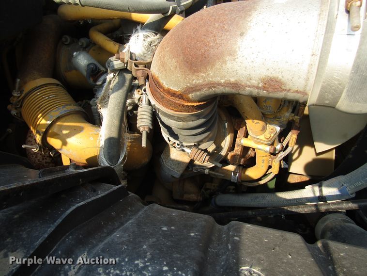 image for item DH2562 2008 International 7600 dump truck