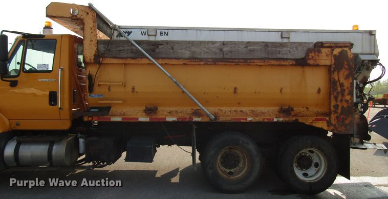 image for item DH2562 2008 International 7600 dump truck