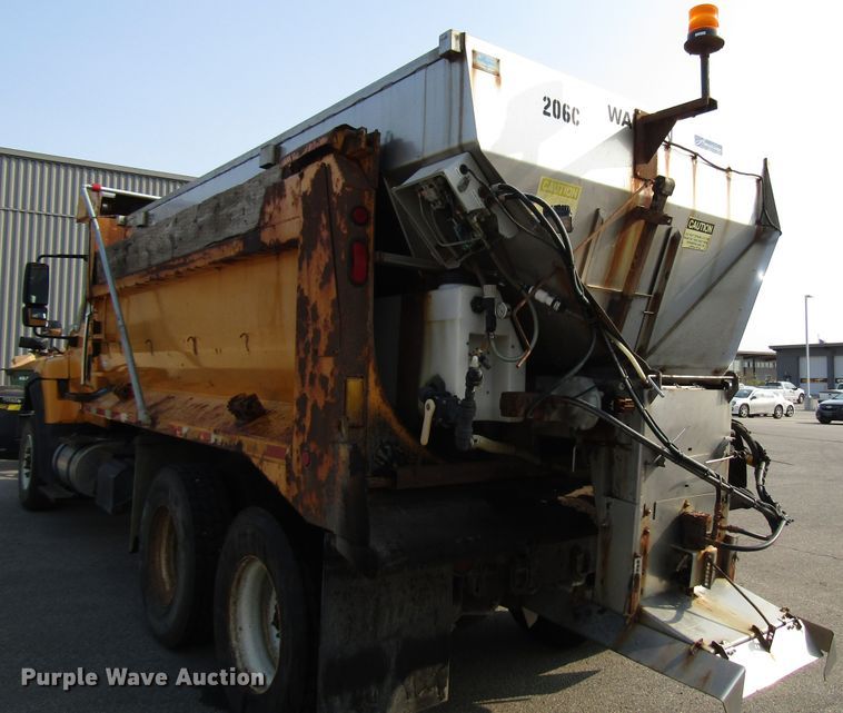image for item DH2562 2008 International 7600 dump truck