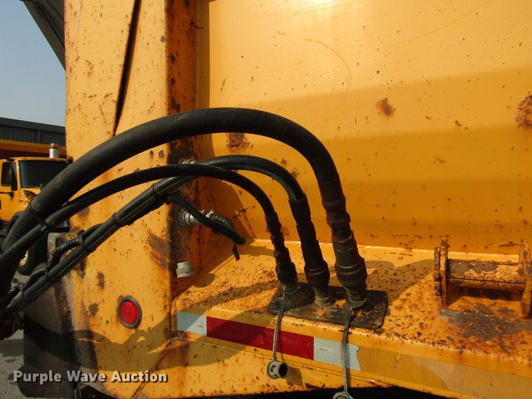 image for item DH2562 2008 International 7600 dump truck