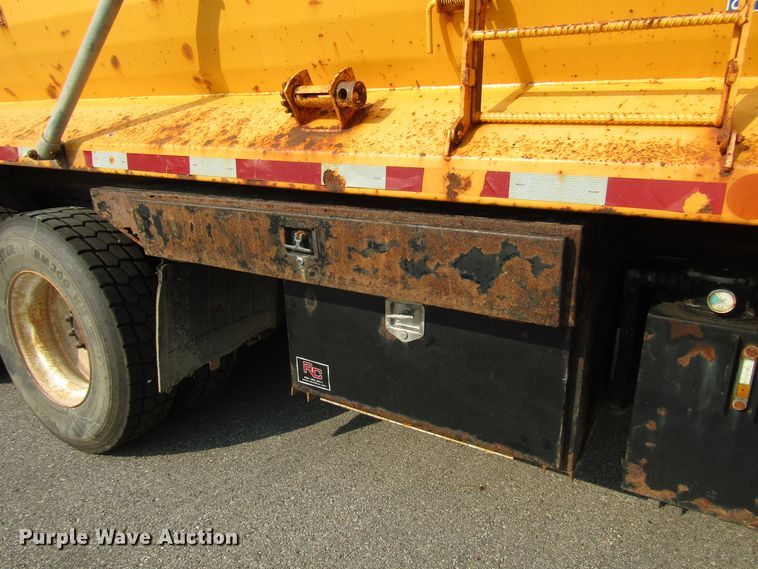 image for item DH2562 2008 International 7600 dump truck