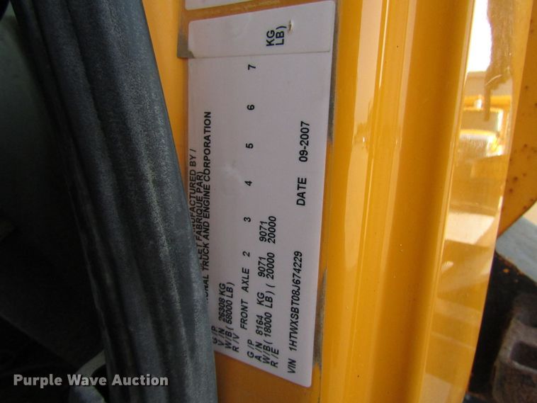 image for item DH2562 2008 International 7600 dump truck