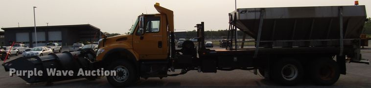 image for item DH2563 2006 International 7600 dump truck