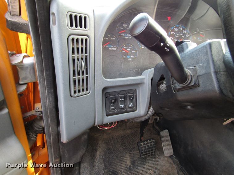 image for item DH2563 2006 International 7600 dump truck