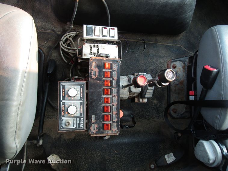 image for item DH2563 2006 International 7600 dump truck