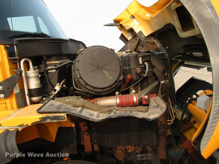 image for item DH2563 2006 International 7600 dump truck