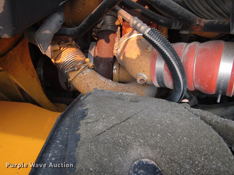 image for item DH2563 2006 International 7600 dump truck