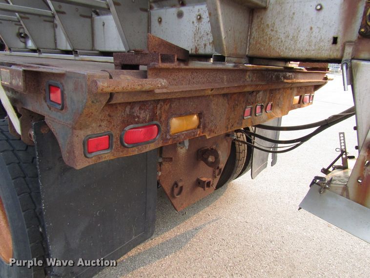 image for item DH2563 2006 International 7600 dump truck