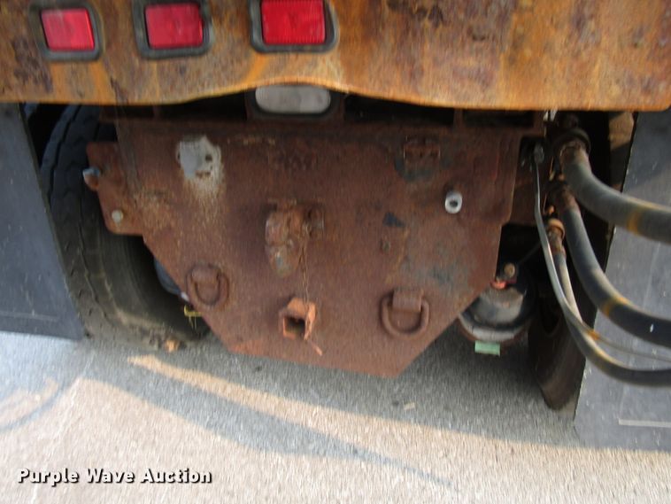 image for item DH2563 2006 International 7600 dump truck