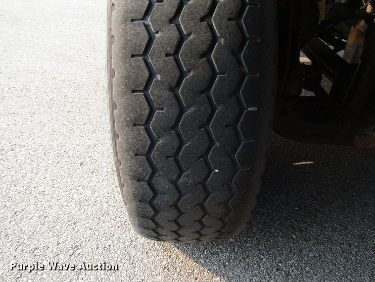 image for item DH2563 2006 International 7600 dump truck