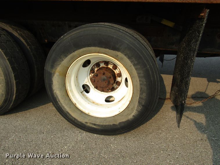 image for item DH2563 2006 International 7600 dump truck